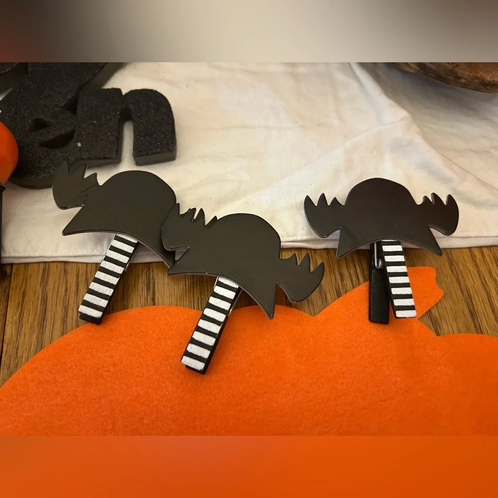 HALLOWEEN Decorations - 20 Pieces!